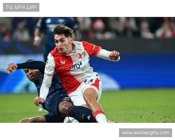 梅里诺双响助阿森纳3-0大胜布拉格斯拉维亚迎来10连胜