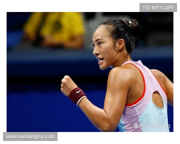 张奔斗点评郑钦文突破重重困难迎来新高峰展现不屈斗志