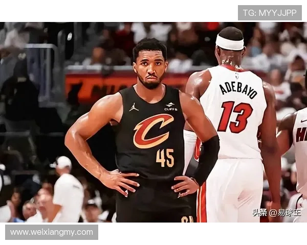 米切尔首节表现平平9分钟仅得5分3助后程发力成关键